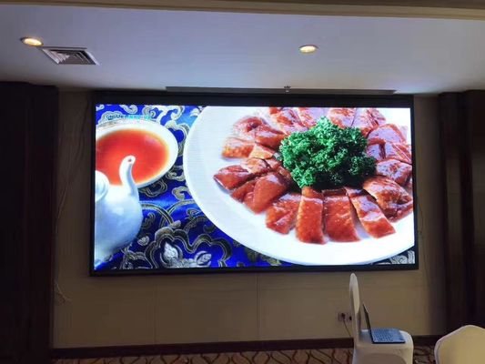 Risparmio energetico LED Video Parete di noleggio schermi per le chiese 2,5 mm Pixel Pitch