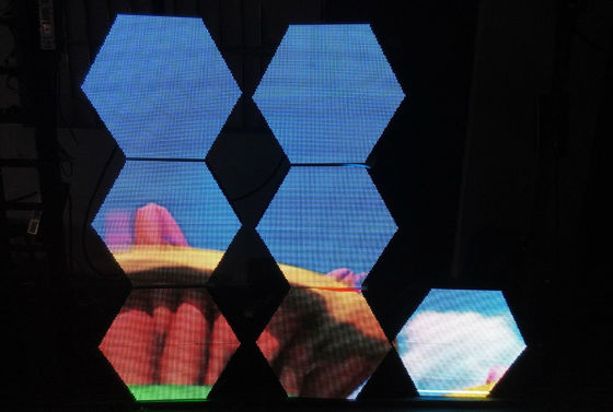 Display flessibile a LED sottile P2.5 con elevata densità di pixel e interfaccia Micro USB